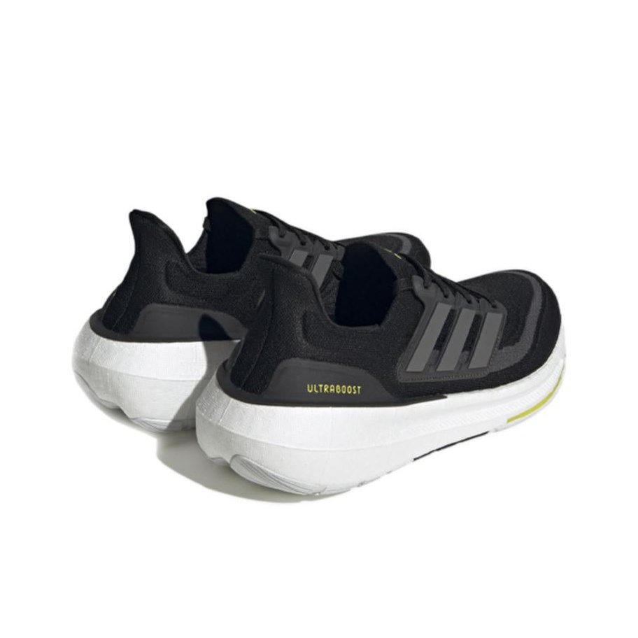 Adidas Ultraboost Light Scarpe - Adidas Shoes Ultraboost Light recensione e prezzo