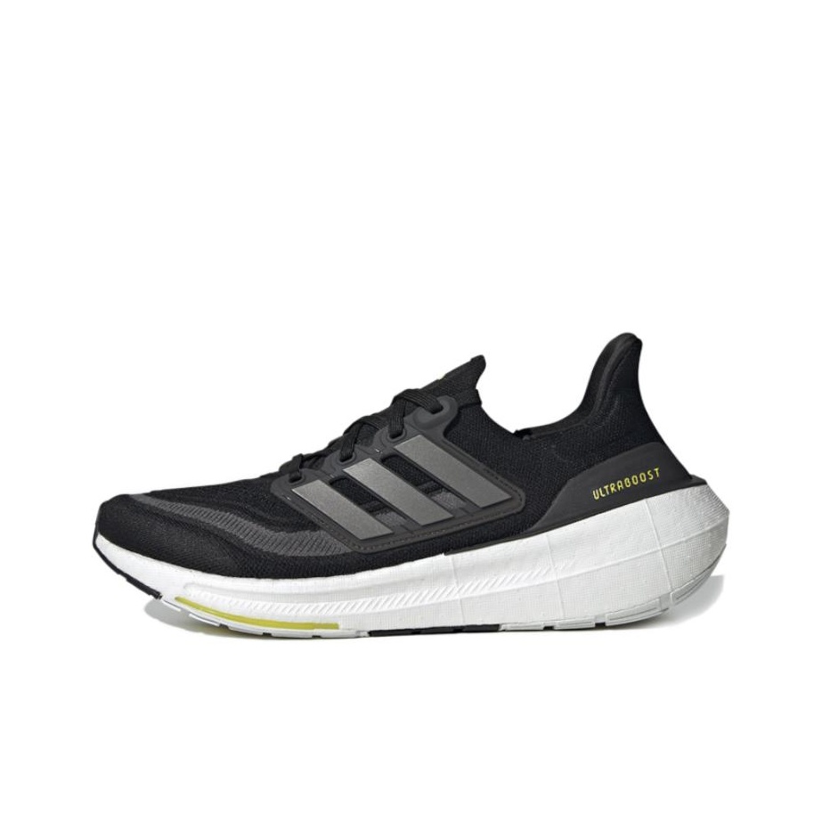 Adidas Ultraboost Light Scarpe - Adidas Shoes Ultraboost Light recensione e prezzo